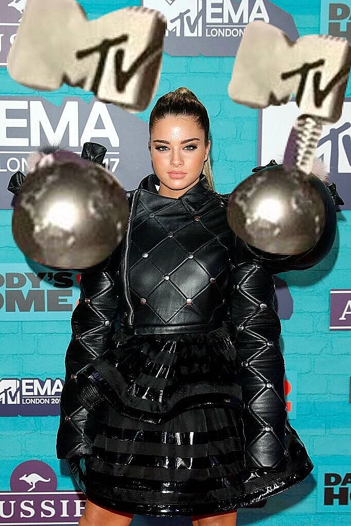 ממים נועה קירל