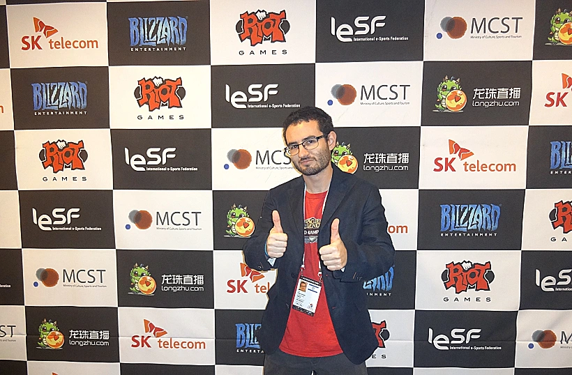 יואב סוכן, 4DV