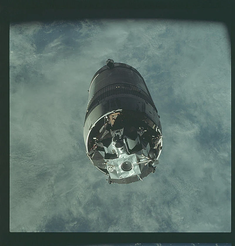 ארכיון התמונות של משימות אפולו נפתחת לקהל הרחב