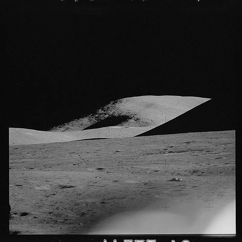 ארכיון התמונות של משימות אפולו נפתחת לקהל הרחב