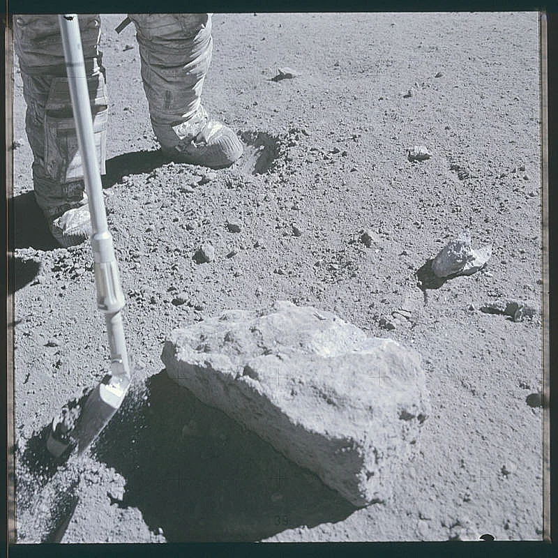 ארכיון התמונות של משימות אפולו נפתחת לקהל הרחב