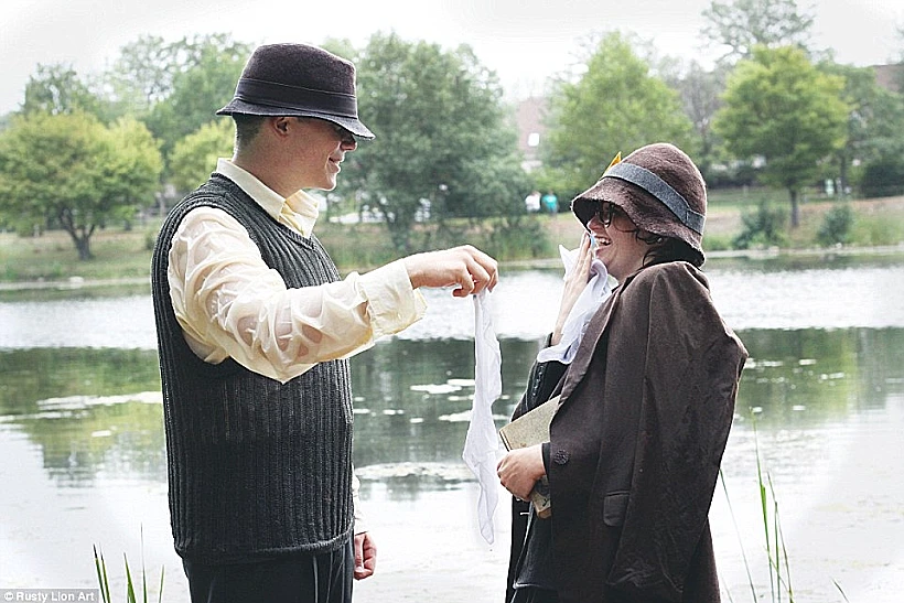 טוני וקורין משחזרים סצנות מ-101 דלמטים