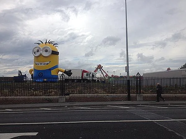 המניונים כובשים את דאבלין