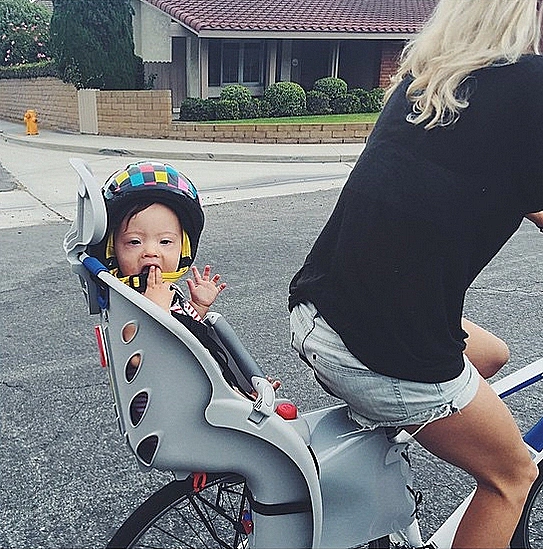 הדוגמנית שבנה סובל מתסמונת דאון