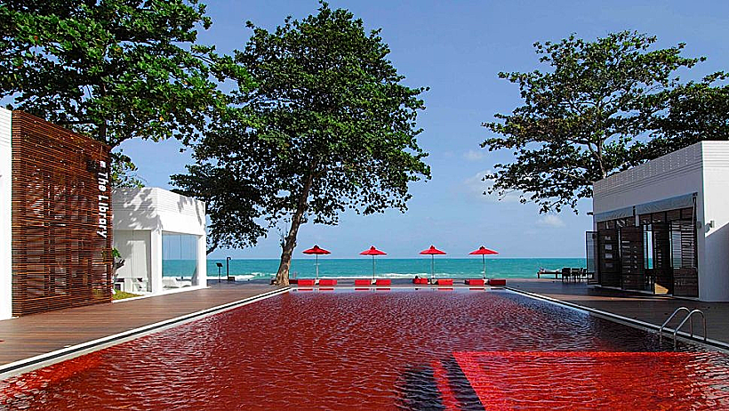 Infinity pool in Singapore at Marina Bay Sands resort
