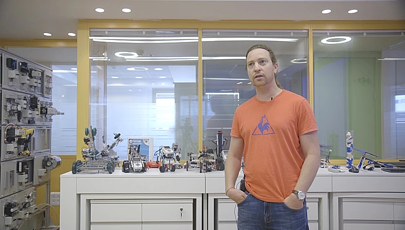 עדי שמרוק, מנהל תחום חדשנות ברובוגרופ