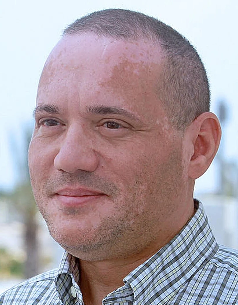 מוטי לנדס ניוטרון