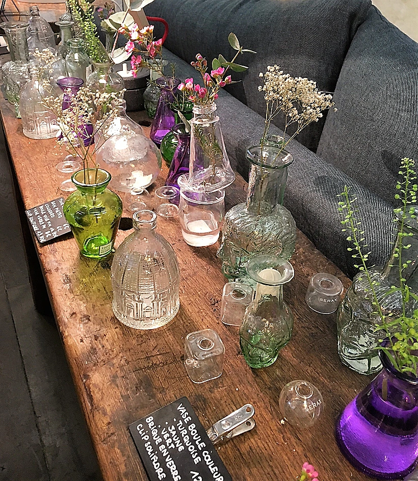 כבר בת עשר, Merci