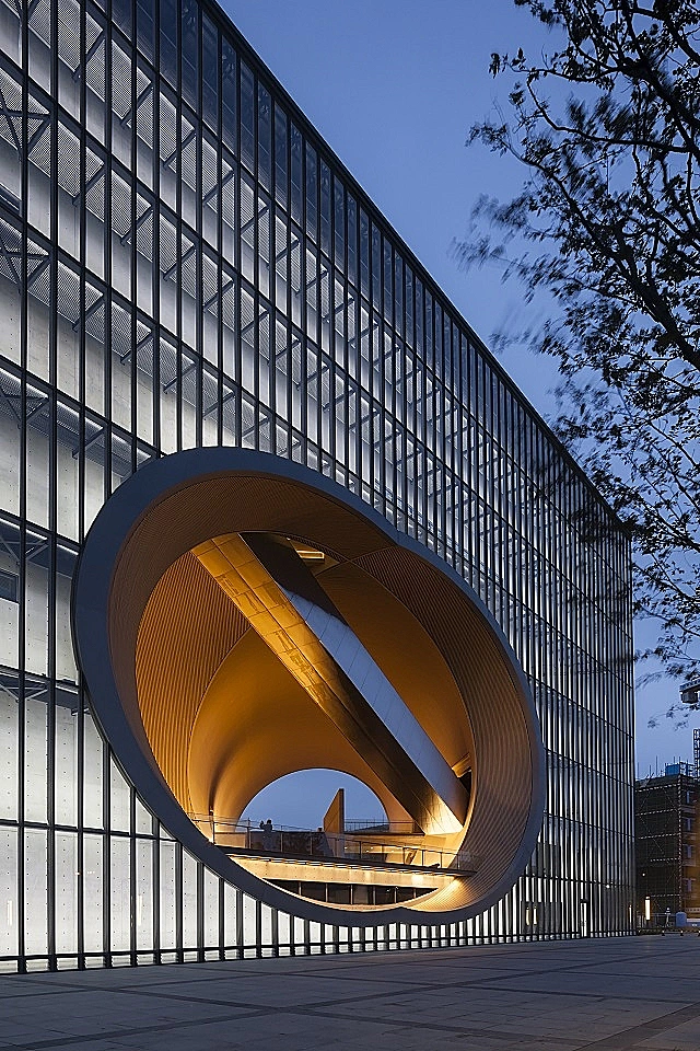 תאטרון בשנחאי