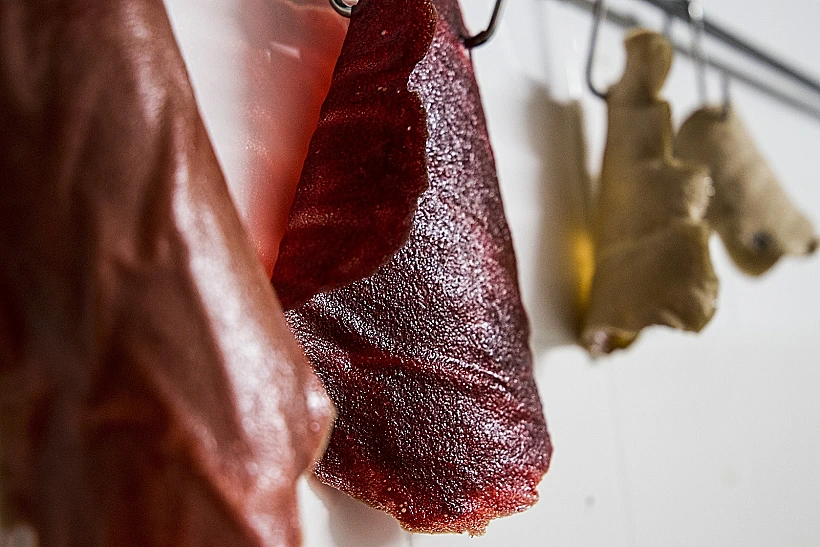 בית חרושת לבשר, שחר ליבנה