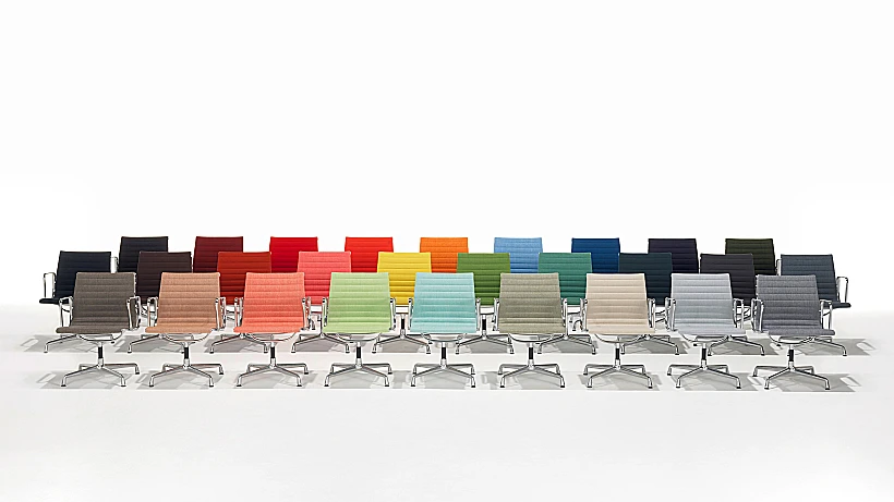 הכיסא בגרסתו הצבעונית