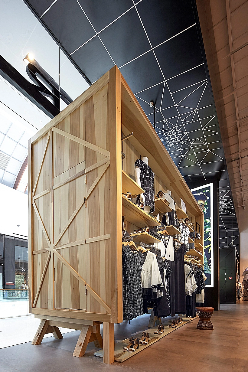 הטרנד הירוק, רנואר קניון איילון