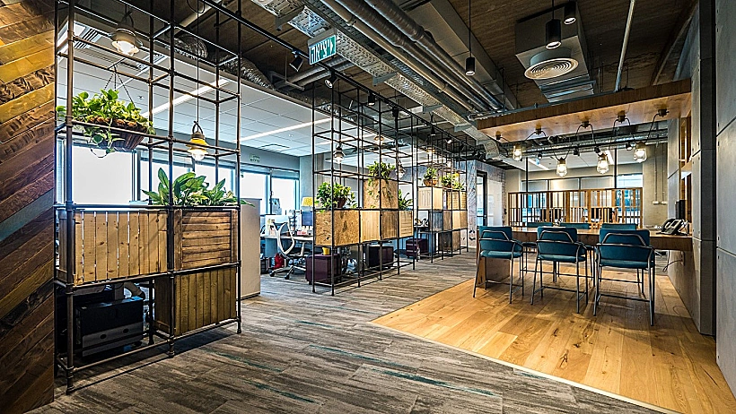 משרדי סי איי טכנולוגיות, רמות שקיפות שונות, סתר אדריכלים