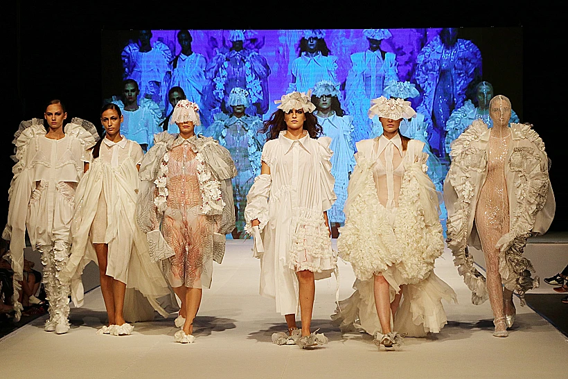 שיר זמיר, לא כלה