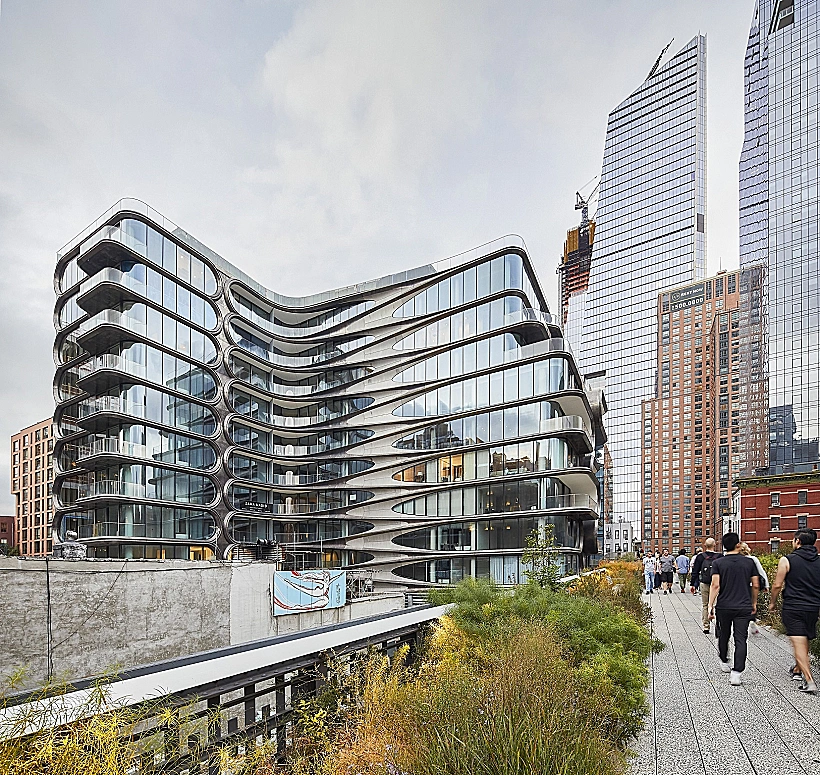 מקור ההשראה, מבנה המגורים במנהטן