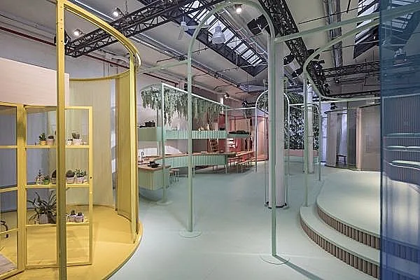 מיצב הדיור הקומפקטי של מותג הרכב מיני