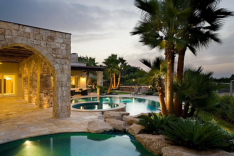 בית בקיסריה