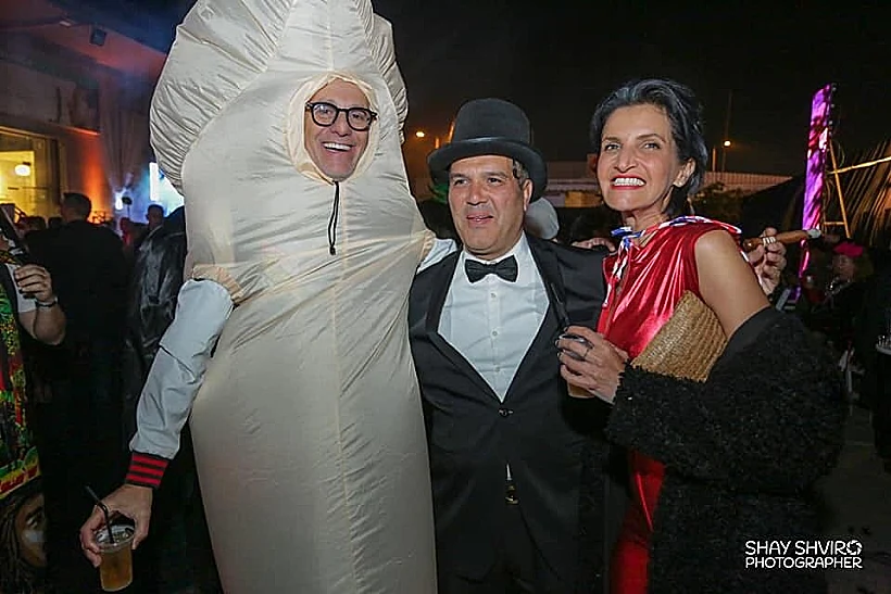 מוטי כוזהינוף וצביקה חורש