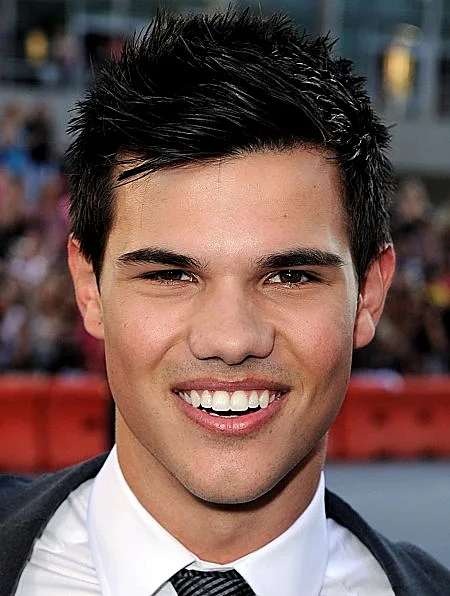 טיילור לאוטנר כוכב דמדומים