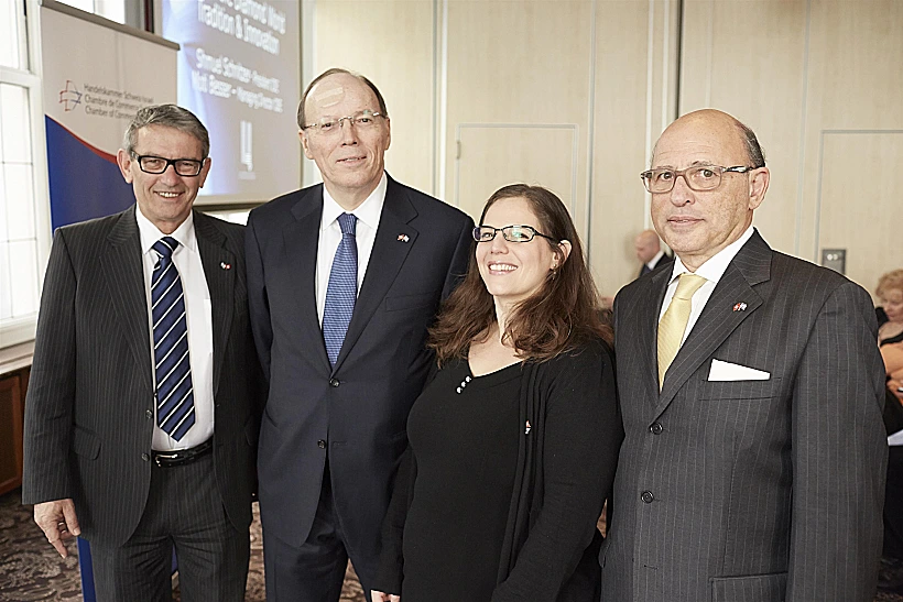 גבריאל טאוס, ענבל פייביש , שמואל שניצר, מוטי בסר