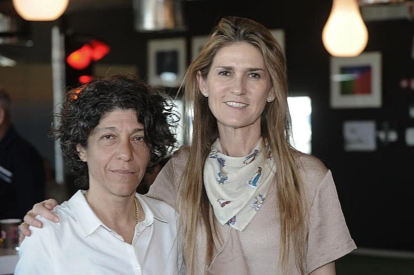 אסתר ברק לנדס וחנה סהר