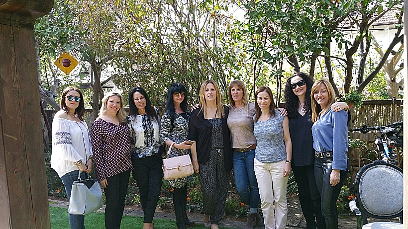 סמדר, מירית הרצפלד, ראלי סמית, אורית בנבנישתי, אירית פרלמן, אורית מור סיניבר, דרי צורי, הילה גוב הלפרין יעל טוב