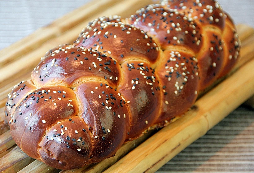 חלה מתוקה קלועה