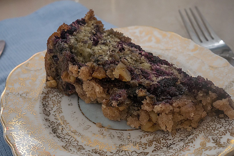 עוגת אוכמניות וקראמבל פריך