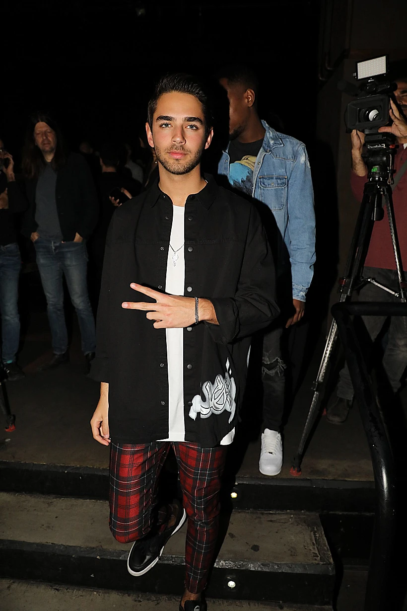 בלי המדים. עומר חזן