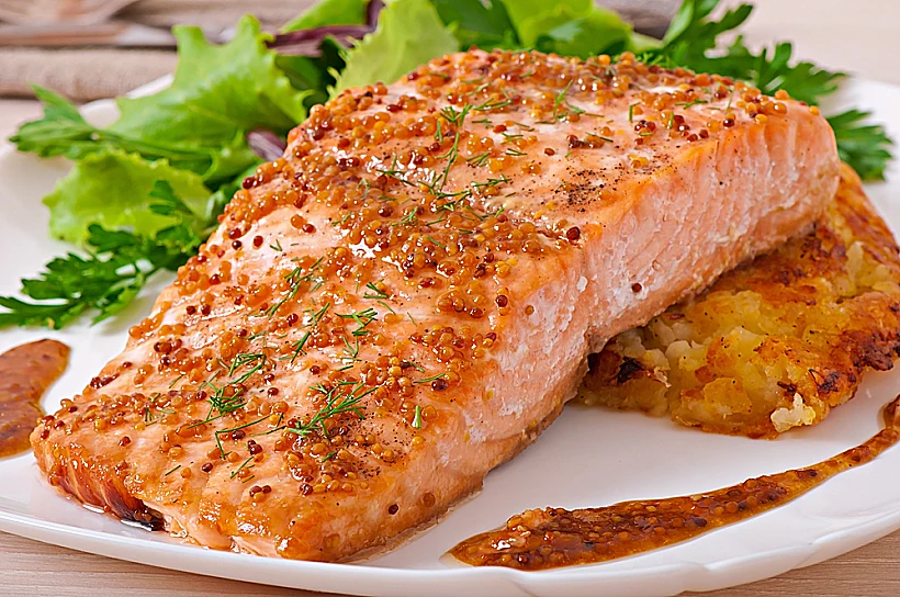 Baked,salmon,with,honey Mustard,sauce,and,potato,gratin