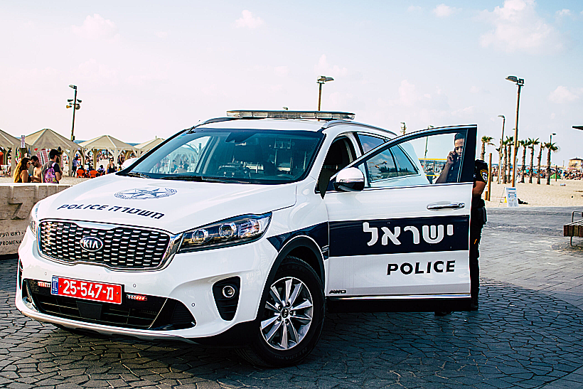 ניידת משטרה