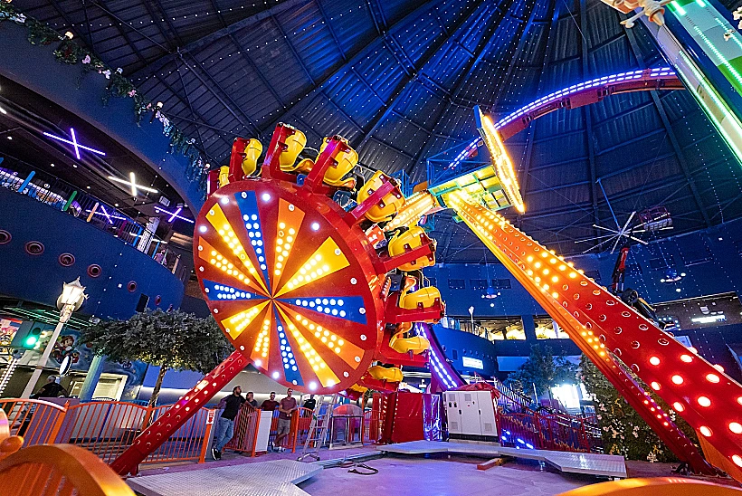 פארק השעשועים המקורה הגדול בישראל