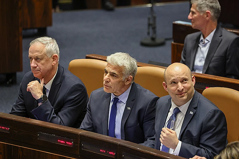 בנט לפיד גנץ כנסת ממשלה