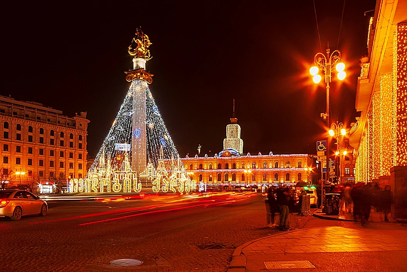 Georgia,,tbilisi,חג המולד בכיכר החירות בטביליסי