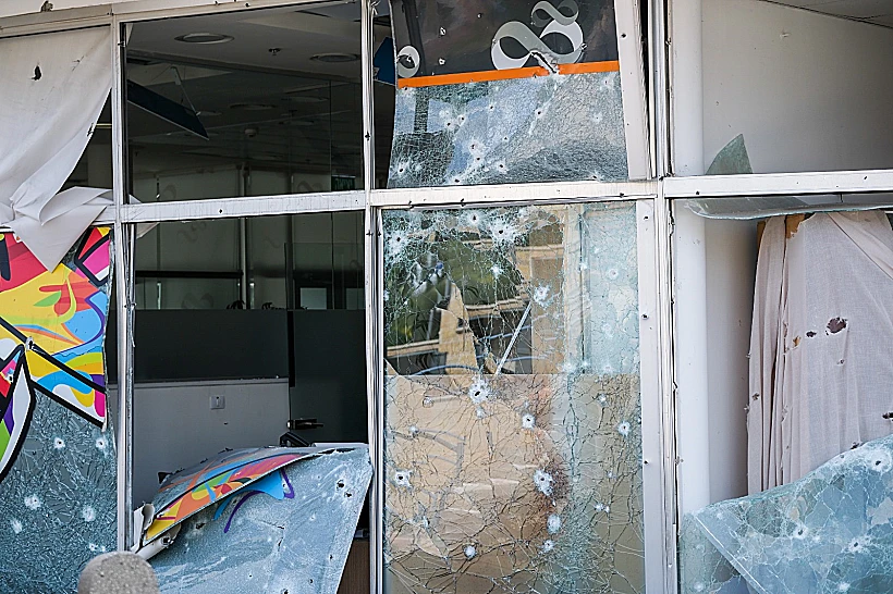 פגיעה במבנה ביישוב שלומי שבצפון