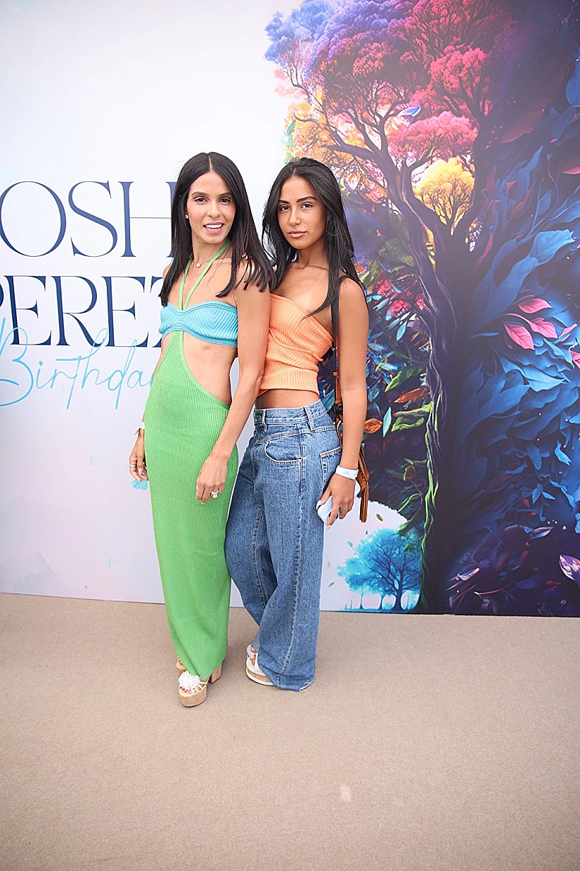 מיכל הקטנה ובתה יולי