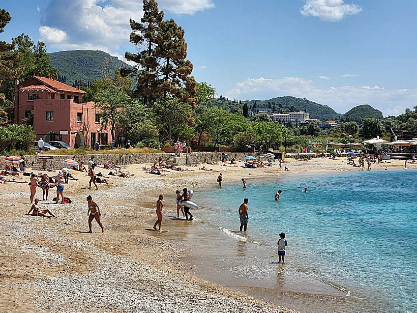 מרינה להשכרת סירות בפליאוקסטריצה agios spiridon