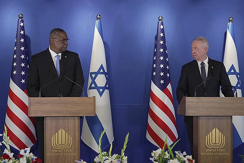 גלנט ואוסטין, ארכיון