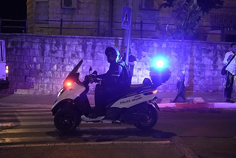 ניידת בלילה בירושלים