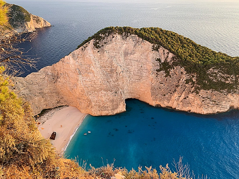 חוף נבגיו, זקינטוס