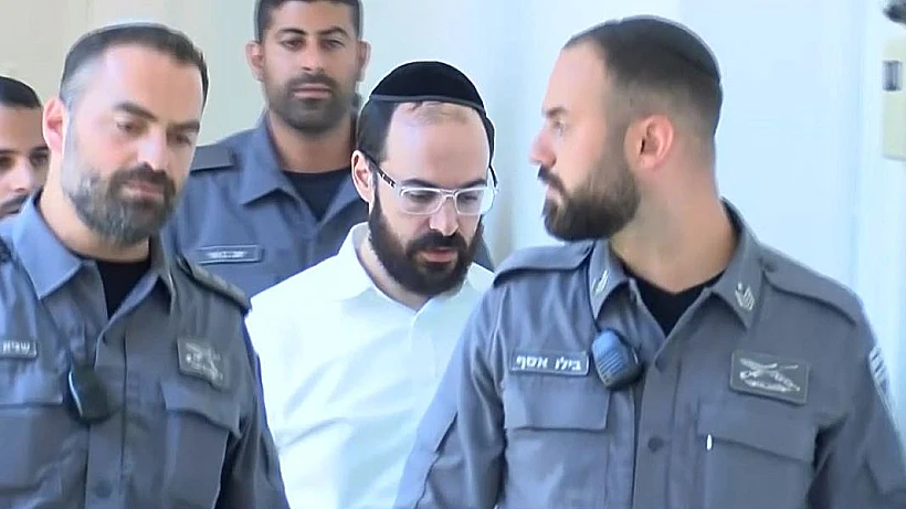 פרייזר מובא להארכת מעצר נוכל הטינדר ג'ק סגל