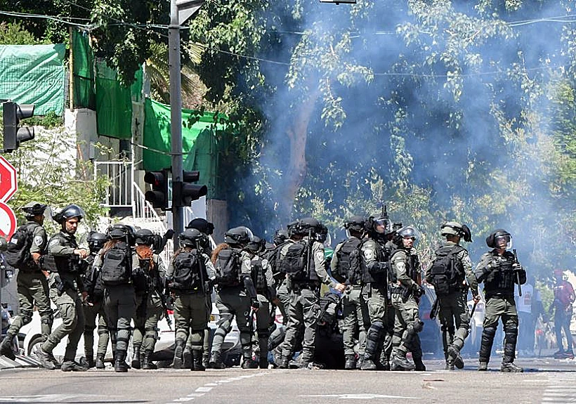 המהומות בתל אביב