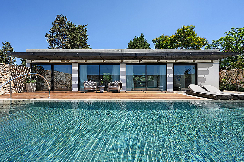 אחת הווילות החדשות של יערות הכרמל