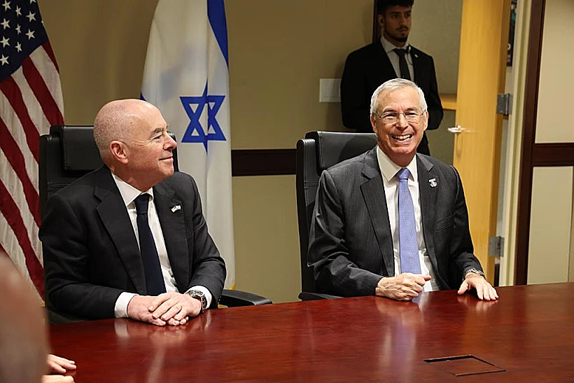 הרצוג ומיורקס בטקס