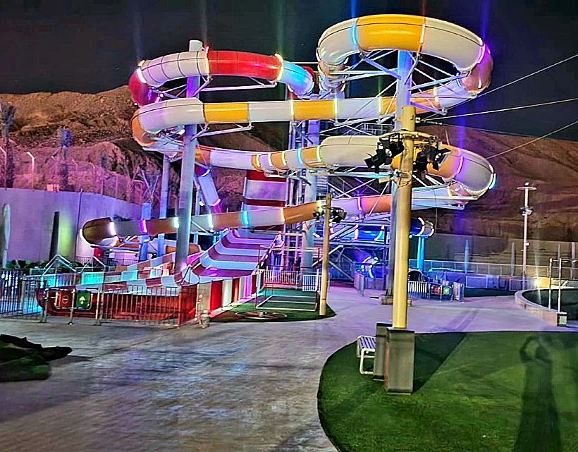 פארק ווטרלנד בלילה