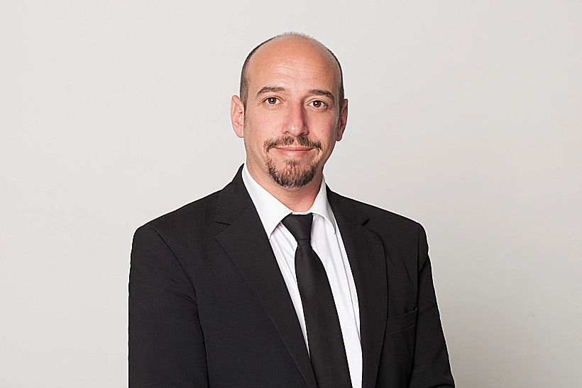 אבו לטיף סניגורו של אחד הנאשמים, עו״ד איתי בר עוז