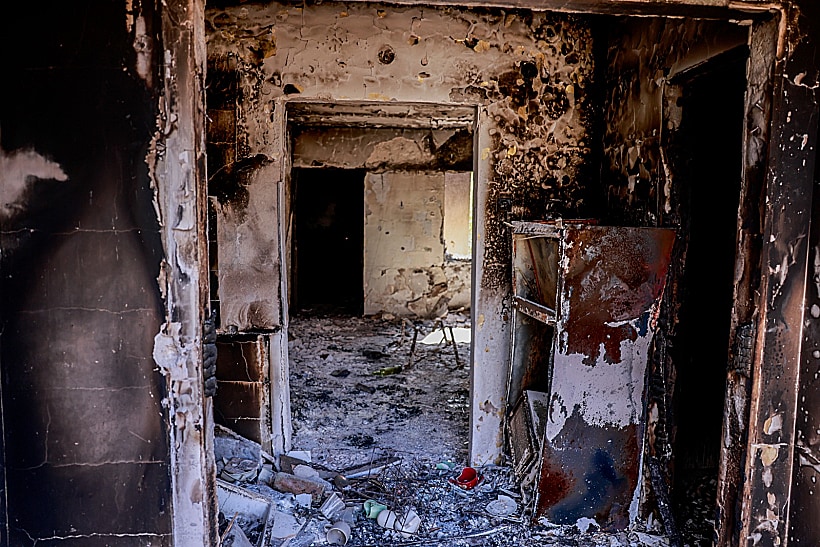 ההרס אחרי הטבח בקיבוץ כפר עזה