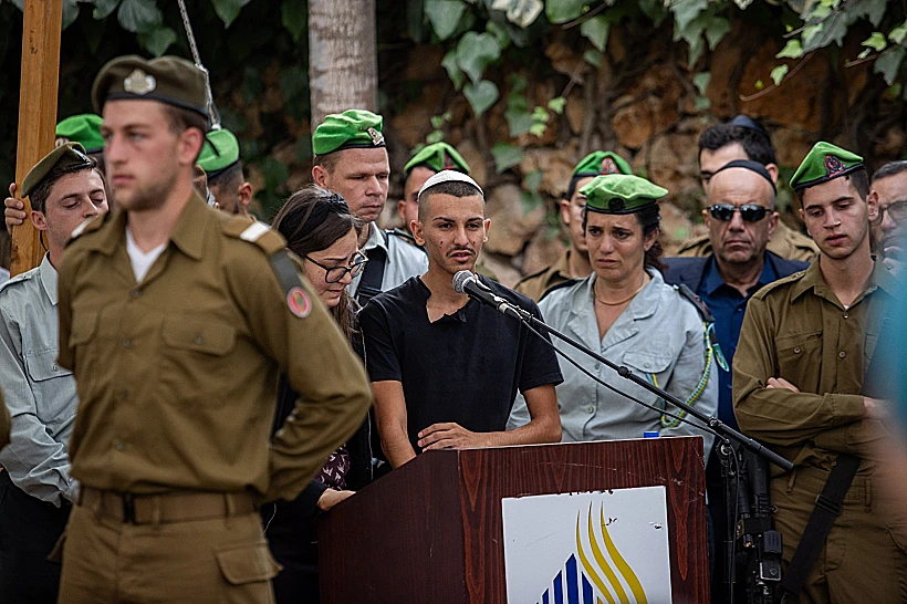 הלוויתו של חלל צה"ל סמ"ר טל לוי בהר הרצל חרבות ברזל