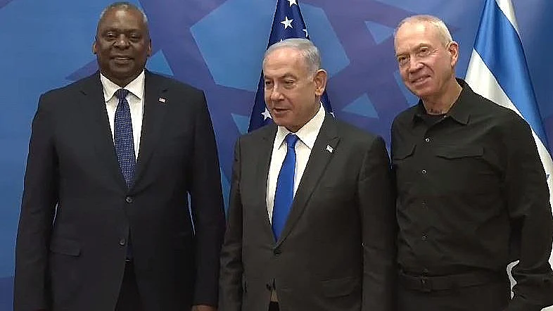 נתניהו וגלנט עם מזכיר ההגנה האמריקני לויד אוסטין