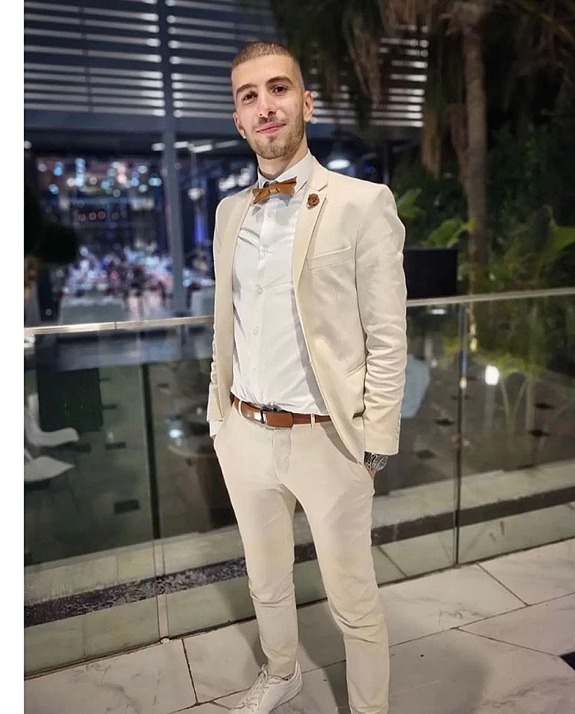 מאג'ד אברהים, נהרג מפגיעת רקטה באבו גוש